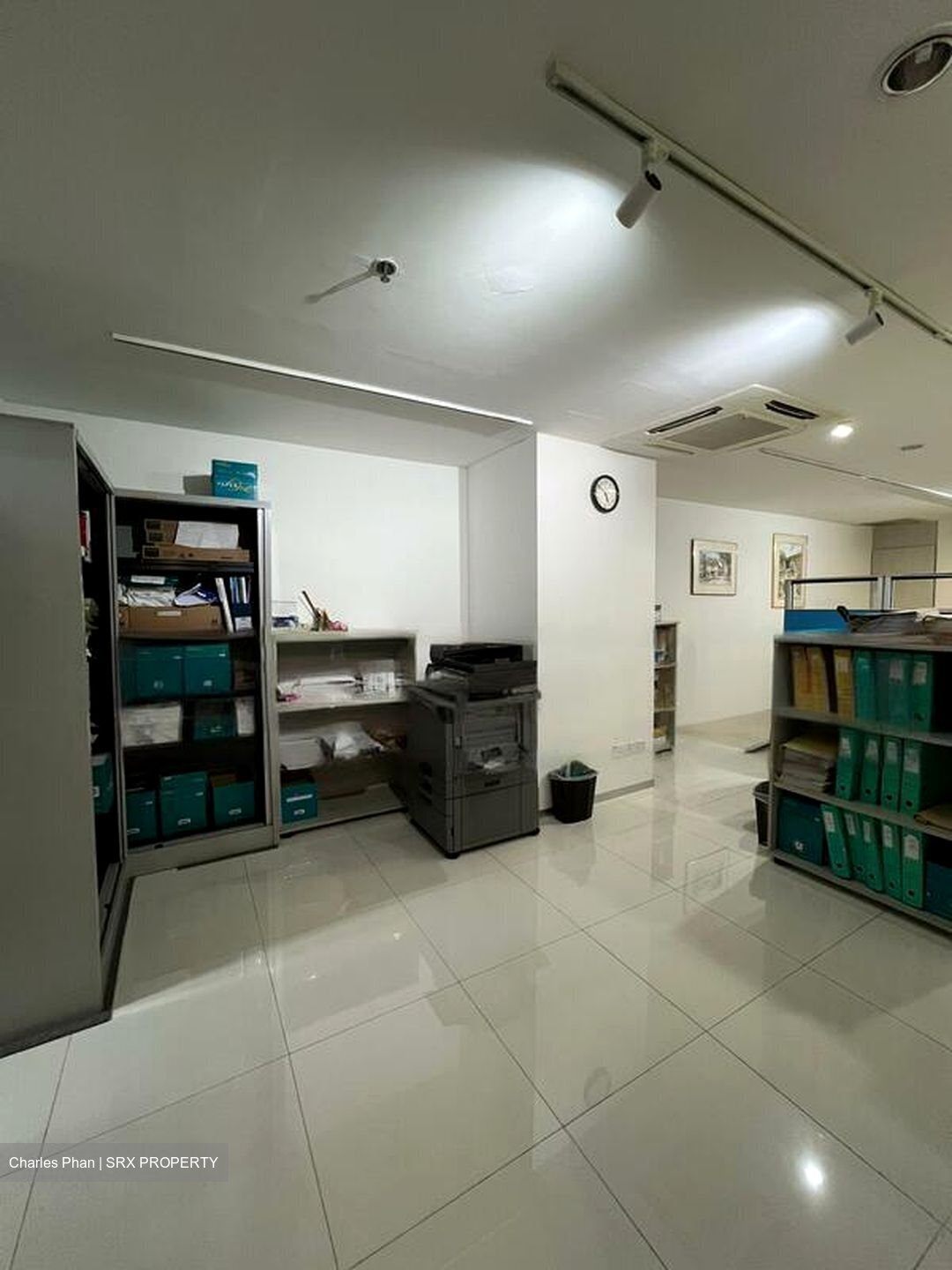 International Plaza (D2), Office #470250841